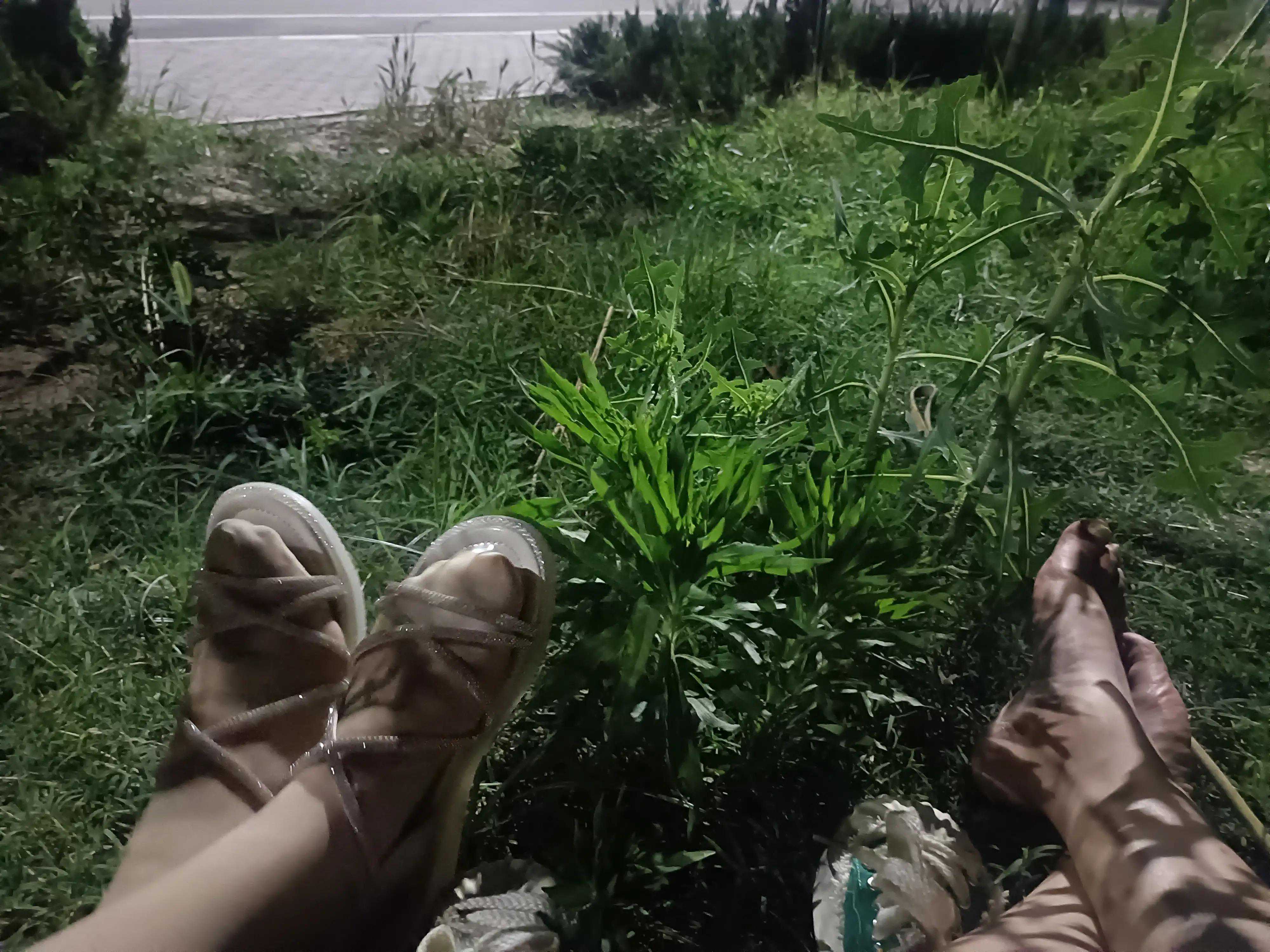 转移话题，改变环境，让情绪流动起来