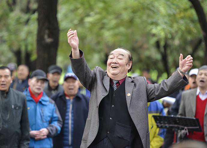将老人放到养老院，是社会进步？还是孝心缺失？