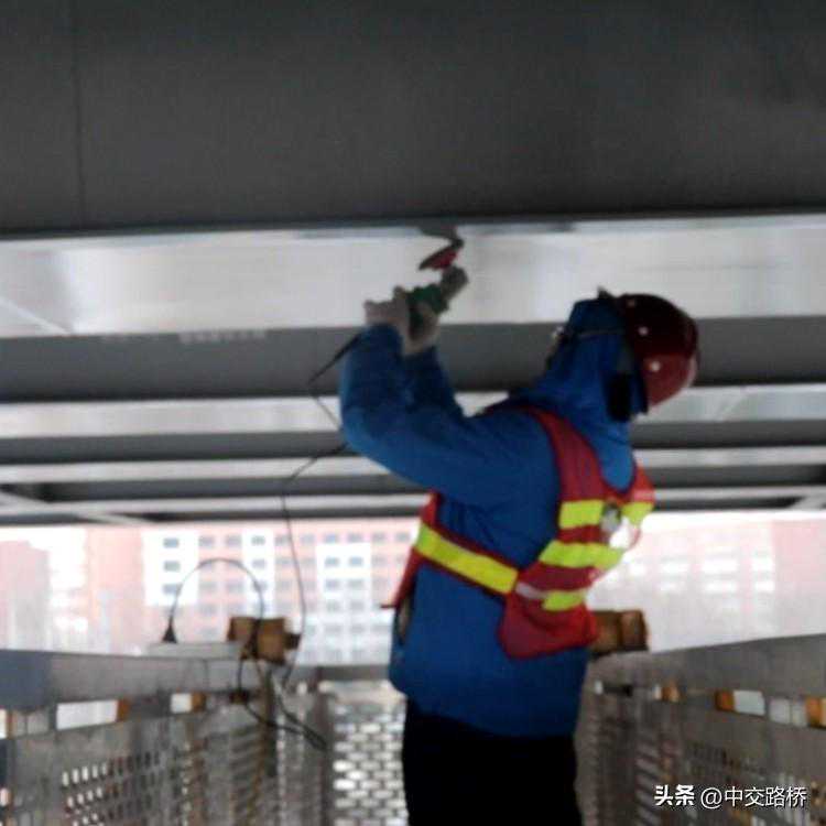 浅谈桥梁挠度的测试方法（二）