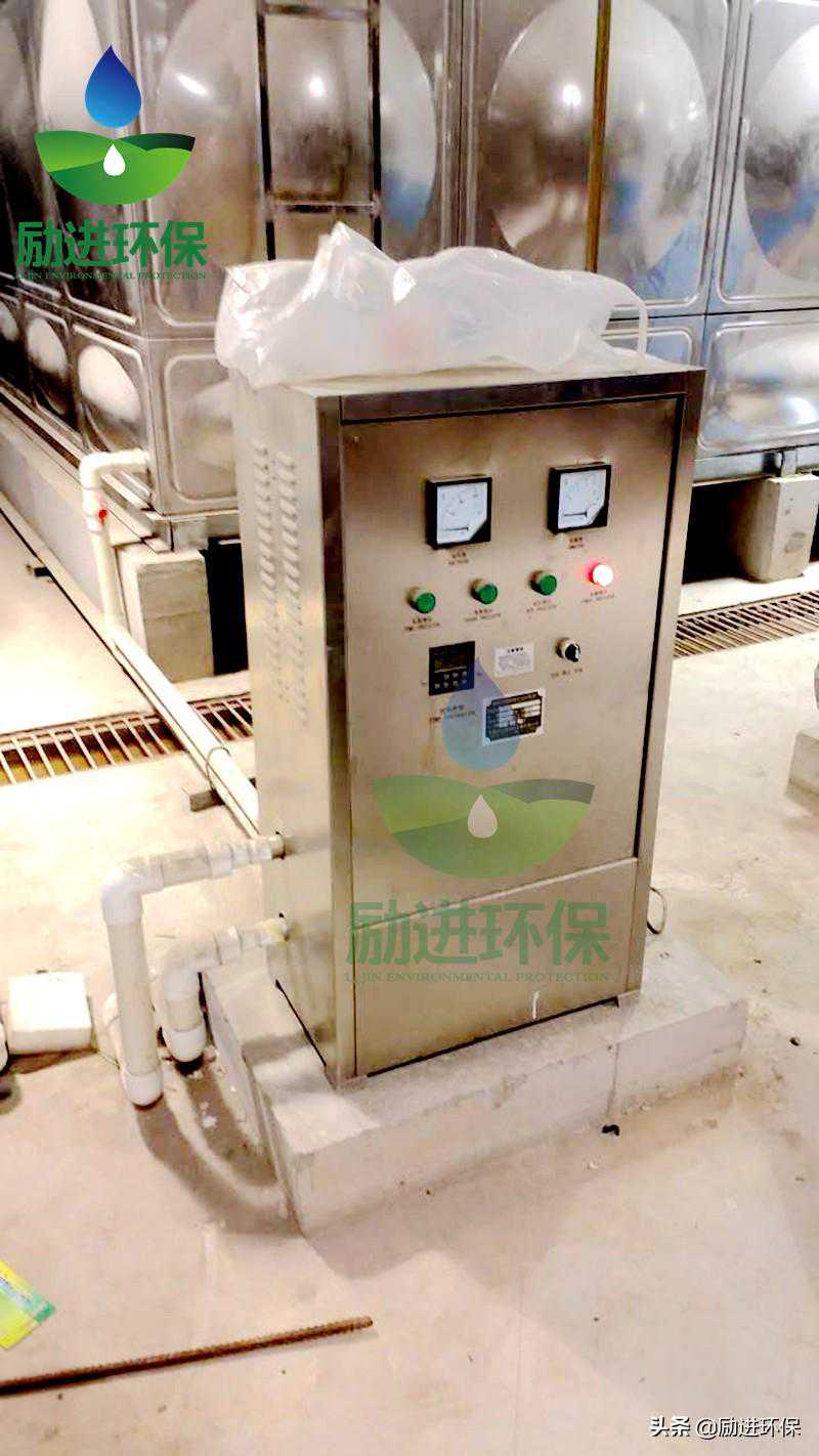 水箱自洁消毒器的消毒原理