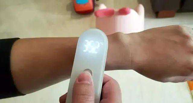 测体温才35℃？！红外测温枪靠谱吗？