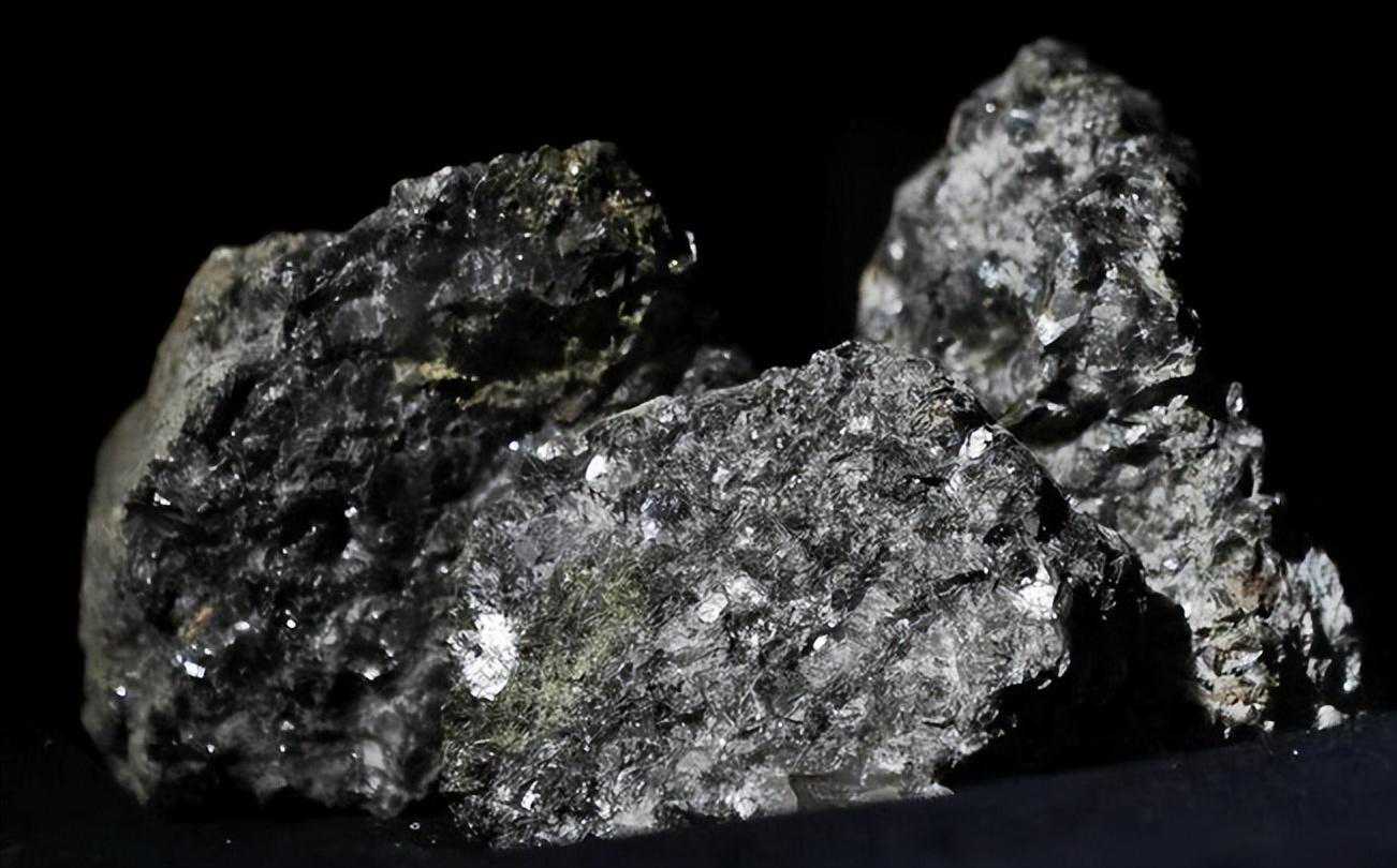 探索先进技术：Hycal测氢仪在铝液检测中的应用