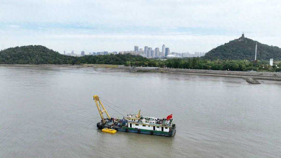 南通在长江里装了个神器  可以听到江豚“说话”