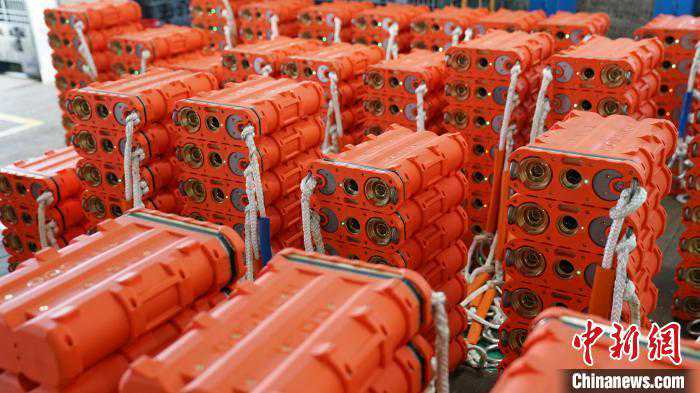 中国自研海底地震勘探采集装备“海脉”正式投用