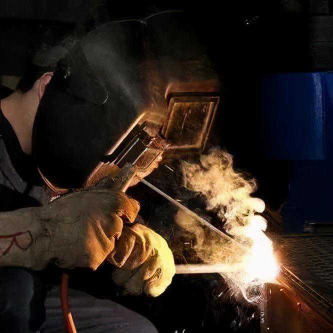 磁力反应釜焊接中产生的裂纹