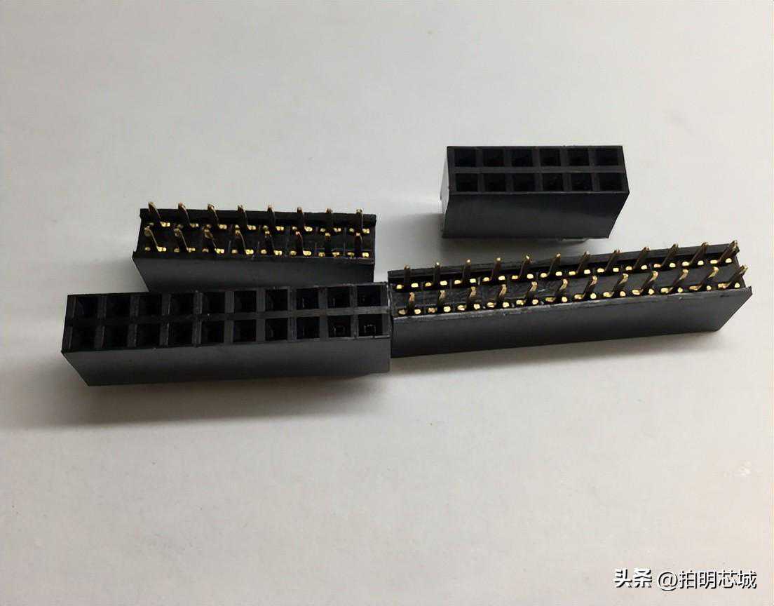 什么是排母连接器?