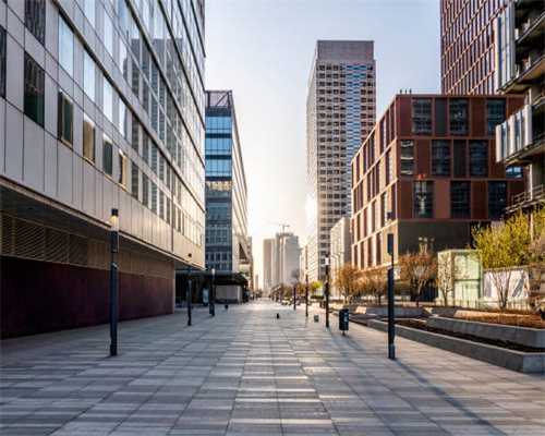 腰痛、腿麻、屁股痛！腰突让我坐立不安，该如何快速缓解疼痛？